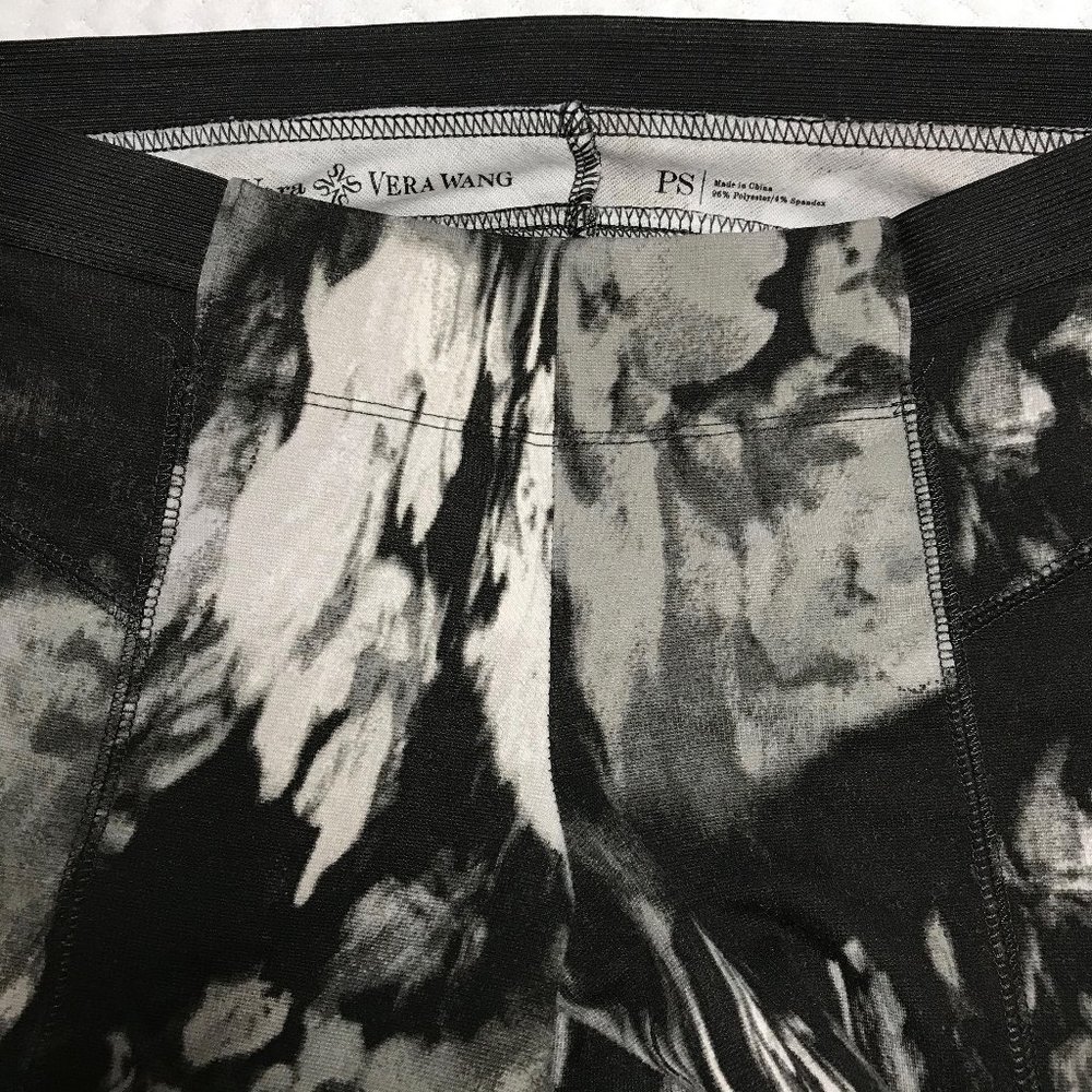 Simply Vera Vera Wang Brush stroke Ponte Leggings - Picture 8 of 8